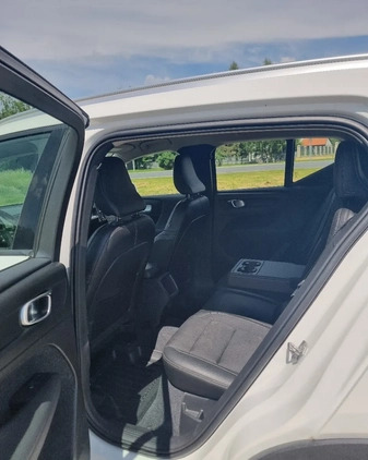 Volvo XC 40 cena 114900 przebieg: 58000, rok produkcji 2019 z Gorlice małe 106
